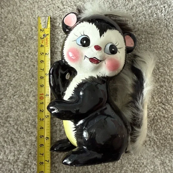 Set of 2 antique skunk banks - Picture 11 of 15